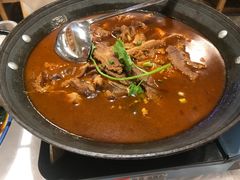 -霄汉牛三鲜湖北砂锅菜(万松园2店)