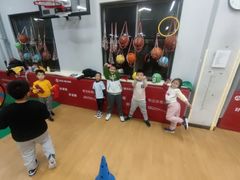 -悦动体能篮球羽毛球网球(三里河店)