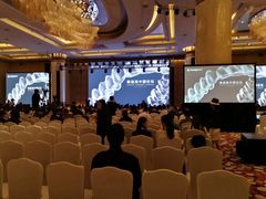 -岳辰齿科(浦东长泰店)