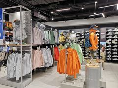 -迪卡侬(环球港店)