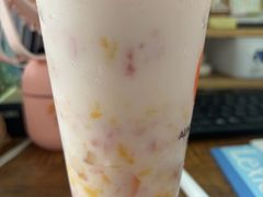 -沪上阿姨·精选茶饮(万新村店)