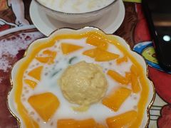 白雪榴璃-甜心妈妈·榴莲星级糖水(北京路总店)