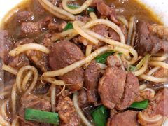 -老吴起黄米饭炖羊肉剁荞面