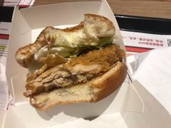 -肯德基(东安路站店)