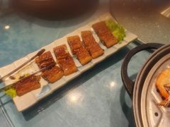 -海派美食·家宴海鲜青岛菜·石锅鲽鱼头(东方城店)