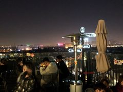 -顽啤熊·酒客酒馆(苏城夜景必选店)