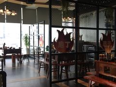 大堂-莽子老火锅(大坪店)