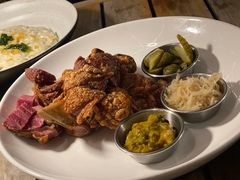 -MONICH牛排融合餐厅(和义大道购物中心店)