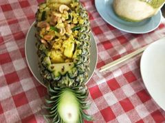 菠萝饭-拉威海鲜市场