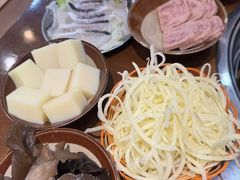 -黔有有贵州酸汤夺夺粉火锅(五味十字店)