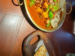新疆大盘鸡-楼兰新疆主题餐厅(悠方店)