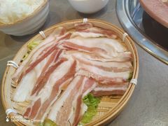 -阿婆情腊排骨火锅·野生菌季(古城旗舰店)