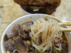 -覃肥叔桂林米粉(粮道街店)