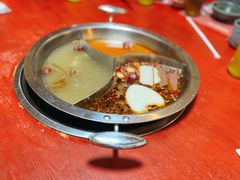 奔驰三味锅-谭鸭血老火锅·匠心(环球港旗舰店)