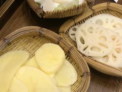 -热火朝天鲜切牛肉火锅(南强街巷店)