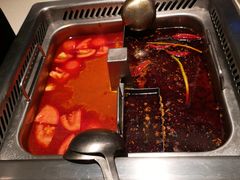番茄锅底-海底捞火锅鲜切牛肉主题店(长寿路店)