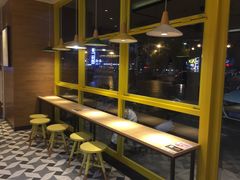 等位区-真功夫(聚龙湾店)