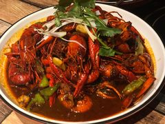 -虾弄弄海派小龙虾·牛羊蝎子火锅