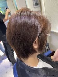 -PE SALON