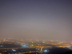 -鬼笑石后山停车场