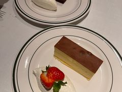 -Wolfgang’s Steakhouse 沃夫冈牛排馆(上海白玉兰广场店)