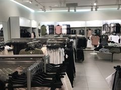 -H&M(华润万象城店)
