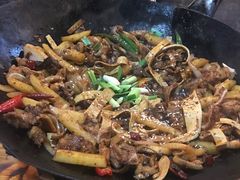 -富正毅三下锅·湘西韵味(天门山索道店)