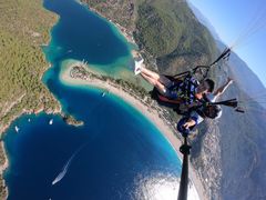 -费特希耶滑翔伞