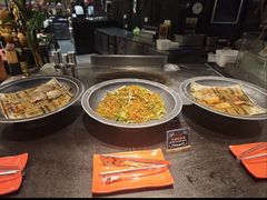 -四海一家自助餐(益田假日广场店)