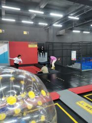 -零重力蹦床空间·滑梯·海洋球·团建(奥特莱斯店)