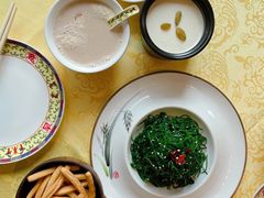 炝拌草原沙葱-德乐海蒙餐
