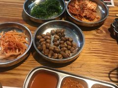 -青瓦炭韩潮烤肉(花园道店)