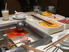 -海底捞火锅鲜切牛肉主题店(长寿路店)