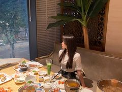 -雍和会海鲜姿造自助(湖东路店)
