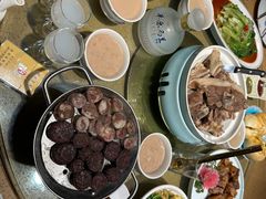 -蒙亨·手把肉·蒙古包文化主题餐厅(乌兰察布天恒广场店)