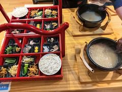 -勺子米线·云南传统小吃市集(四方街店)