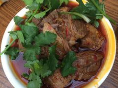 2两牛肉-秦云老太婆摊摊面(全国总店)
