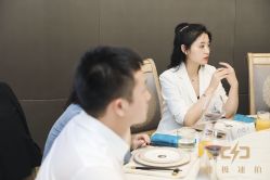 -鼎极摄影(世纪金源店)