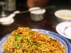 -蚝美人·生蚝海鲜烧烤(茶花园店)
