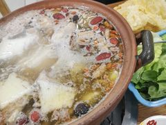 -威邵鸡煲(西华路总店)