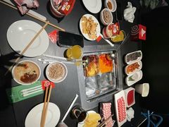 -海底捞火锅智慧餐厅(中骏世界城店)