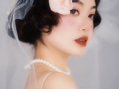 -金夫人化妆摄影职业培训学校