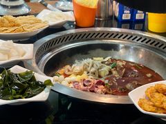 -三里屯土灶炖公鸡地锅鸡(江东店)