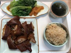 -北外滩百艇汇游艇俱乐部