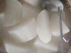 -一品红烧鸭特色川菜(三岔湖店)