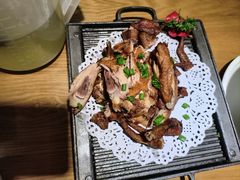 -吕氏疙瘩汤·新鲁菜(新贵和店)