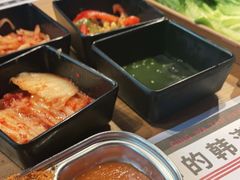 -青瓦炭韩潮烤肉(花园道店)