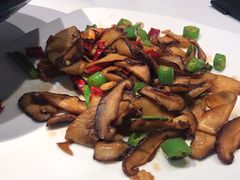 -清真·卡德尔大叔新疆主题餐厅(龙汇路店)