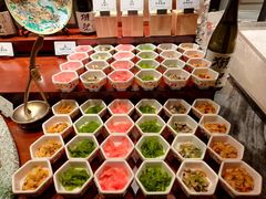 -雍容荟帝王蟹活龙虾展台自助(IFS黑金店)