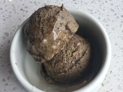 黑松茸冰激凌-半山腰·云南菜(侨福芳草地店)